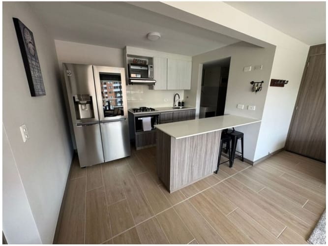 Apartamento en venta en Loma De Las Brujas, Envigado · foto 4 de 16