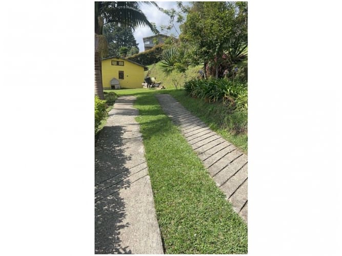 Finca en venta en El Porvenir, Rionegro, 2500 m² · foto 2 de 8
