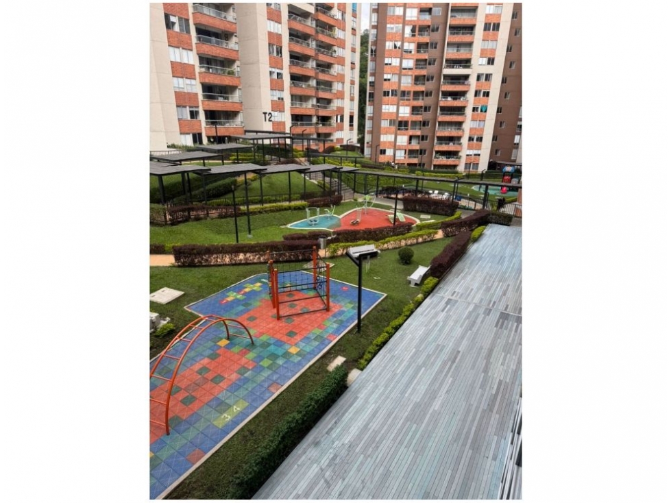 Apartamento en venta en Loma De Las Brujas, Envigado · foto 15 de 16