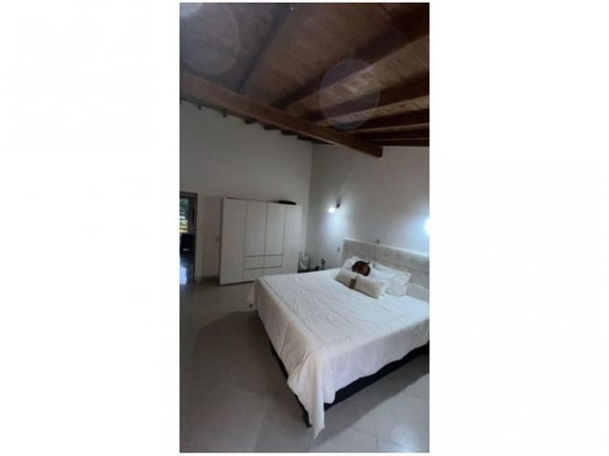 Casa de 3 alcobas en venta en Camino Verde, Medellín, 151 m² · foto 5 de 7