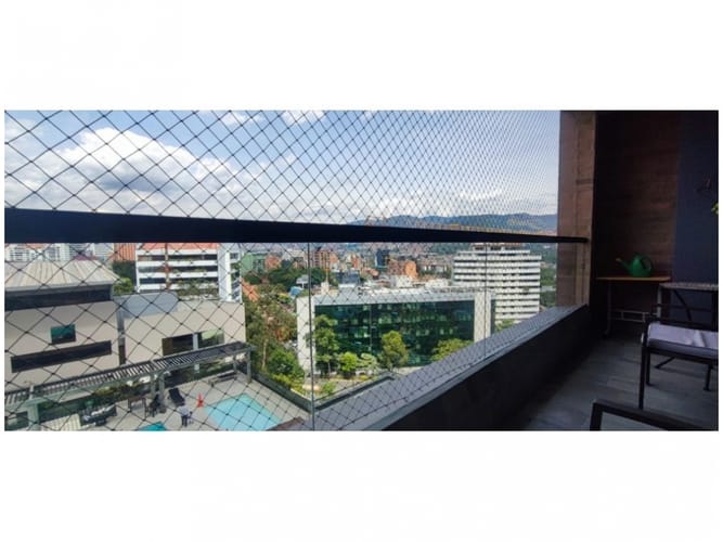Apartamento de 2 alcobas en venta en El Poblado, Medellín, 95 m² · foto 5 de 24