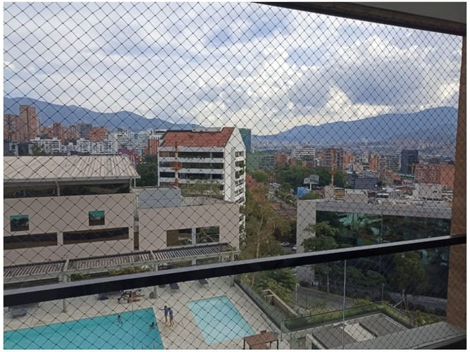 Apartamento de 2 alcobas en venta en El Poblado, Medellín, 95 m² · foto 7 de 24