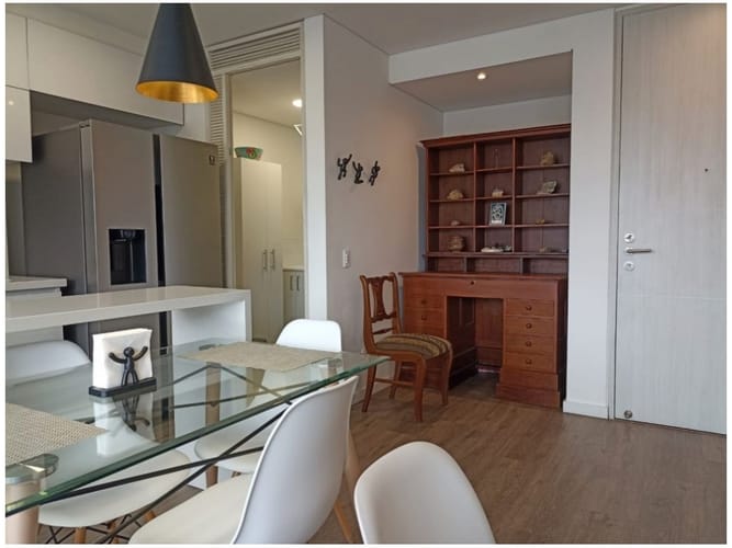 Apartamento de 2 alcobas en venta en El Poblado, Medellín, 95 m² · foto 13 de 24
