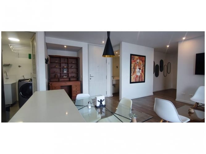 Apartamento de 2 alcobas en venta en El Poblado, Medellín, 95 m² · foto 14 de 24