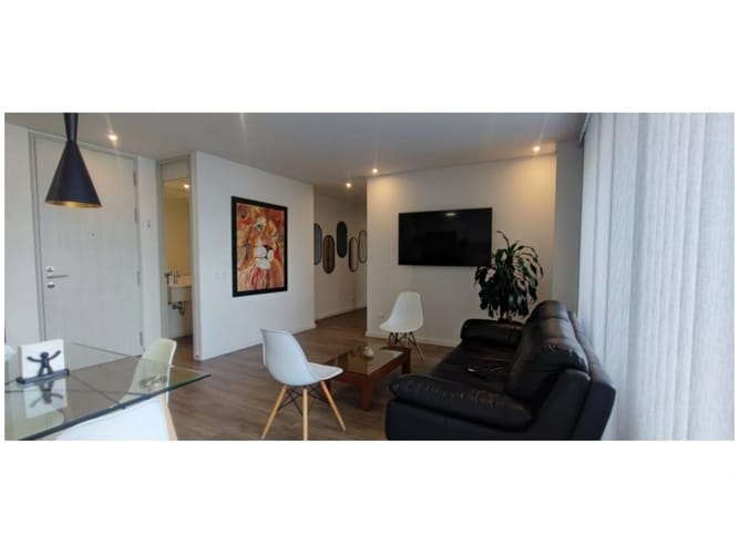 Apartamento de 2 alcobas en venta en El Poblado, Medellín, 95 m² · foto 18 de 24