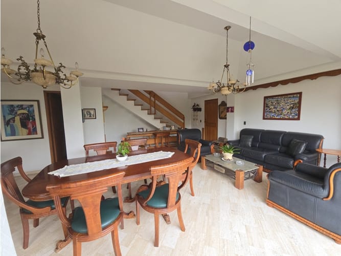 Apartamento de 4 alcobas en venta en La Pradera, Medellín, 175 m² · foto 3 de 6