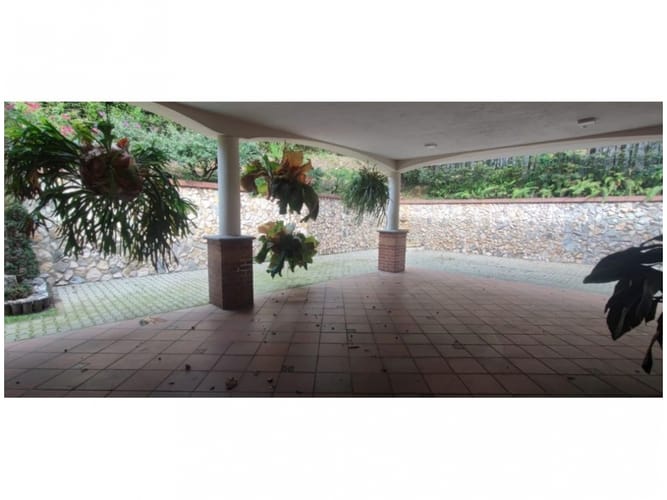 Casa de 4 alcobas en venta en San Joaquin, Sabaneta, 350 m² · foto 10 de 24