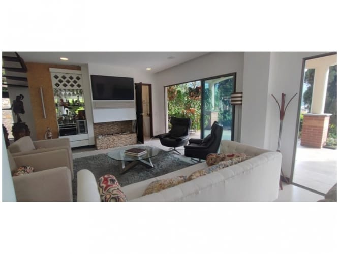 Casa de 4 alcobas en venta en San Joaquin, Sabaneta, 350 m² · foto 17 de 24