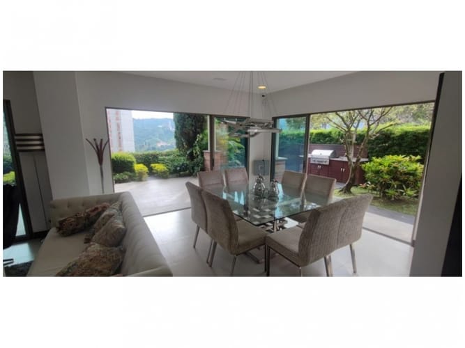 Casa de 4 alcobas en venta en San Joaquin, Sabaneta, 350 m² · foto 22 de 24