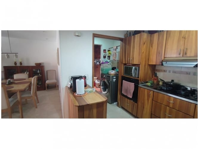 Casa de 6 alcobas en venta en Vegas De La Doctora, Sabaneta, 257 m² · foto 17 de 24