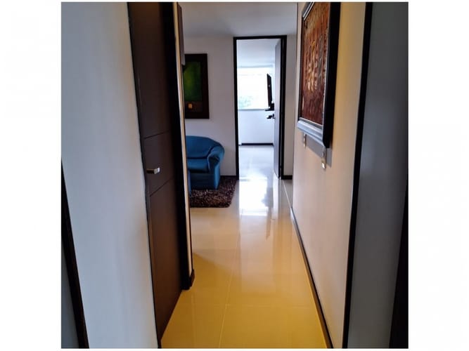 Apartamento de 3 alcobas en venta en Loma De Las Brujas, Envigado, 138 m² · foto 7 de 14