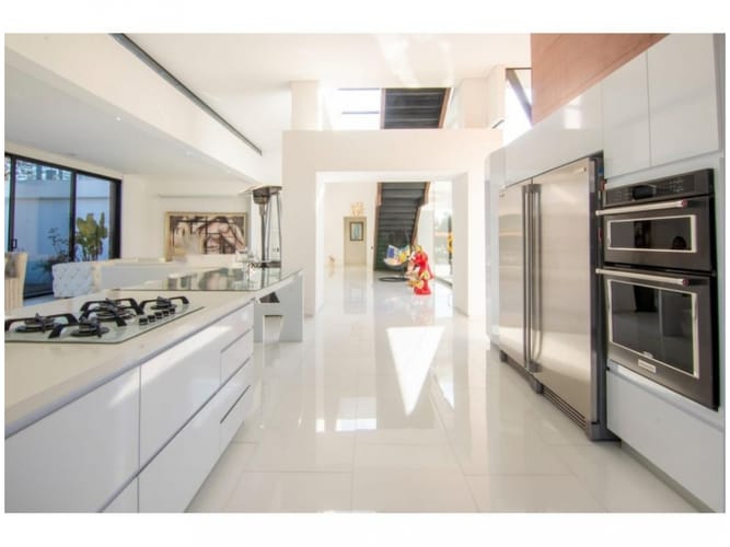 Casa de 4 alcobas en venta en El Poblado, Envigado, 1783 m² · foto 12 de 24