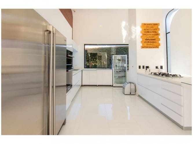 Casa de 4 alcobas en venta en El Poblado, Envigado, 1783 m² · foto 14 de 24
