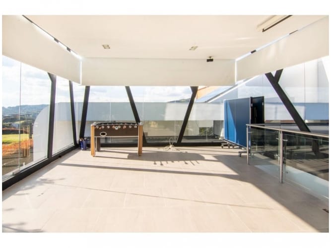 Casa de 4 alcobas en venta en El Poblado, Envigado, 1783 m² · foto 18 de 24