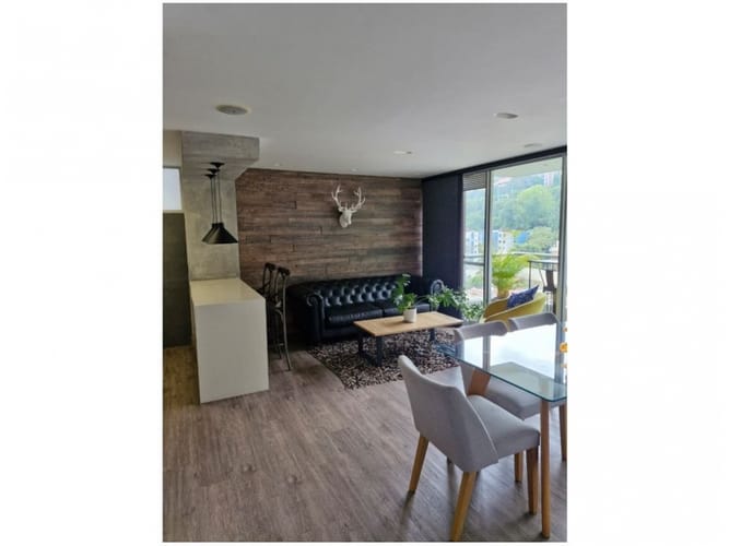 Apartamento de 3 alcobas en venta en El Poblado, Medellín, 68 m² · foto 3 de 21