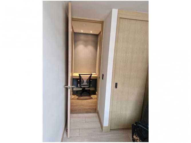 Apartamento de 3 alcobas en venta en El Poblado, Medellín, 68 m² · foto 11 de 21