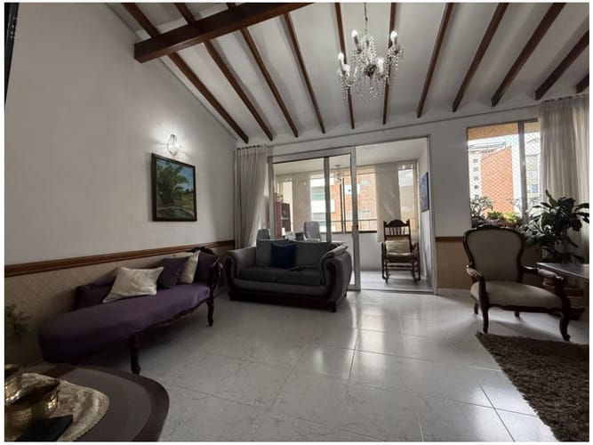 Apartamento en venta en Laureles, Medellín · foto 2 de 23