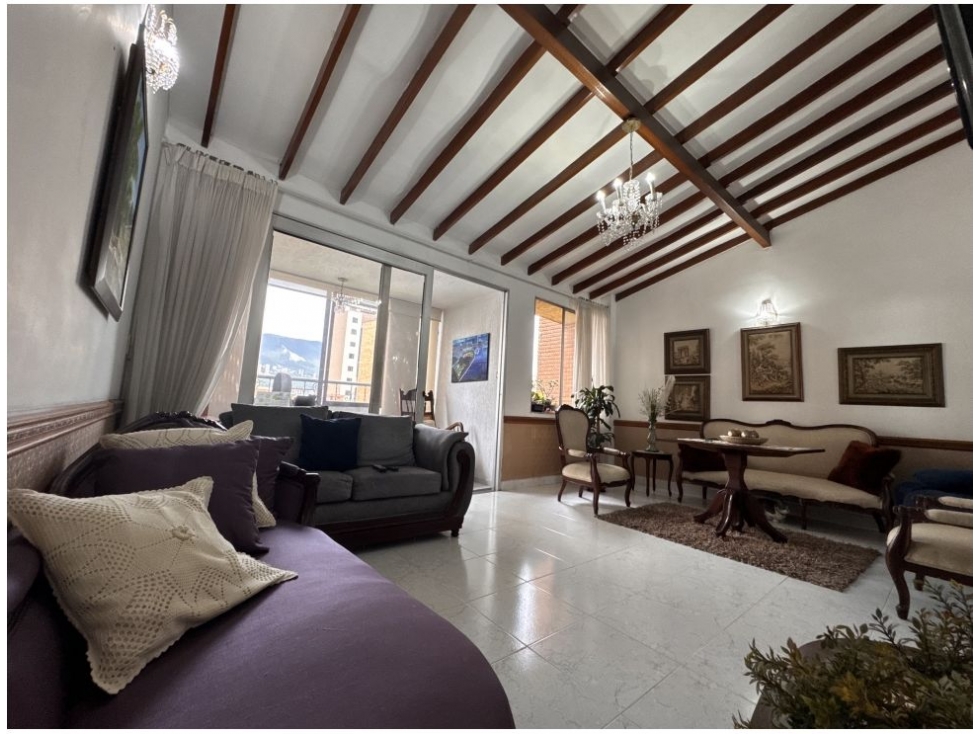 Apartamento en venta en Laureles, Medellín · foto 3 de 23