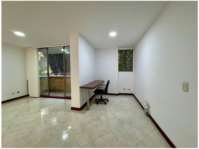Apartamento en venta en La Abadia, Envigado · foto 7 de 18