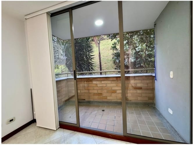 Apartamento en venta en La Abadia, Envigado · foto 8 de 18