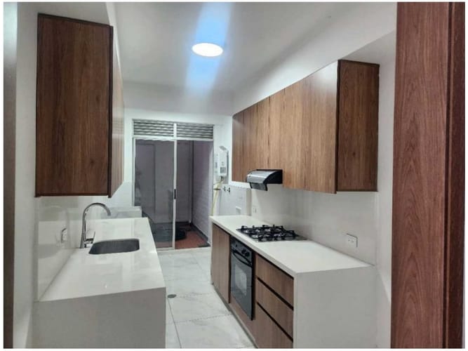 Apartamento en venta en El Poblado, Medellín · foto 5 de 17