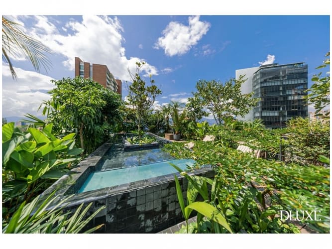 Apartamento de 2 alcobas en venta en Los Naranjos, Medellín, 400 m² · foto 17 de 18