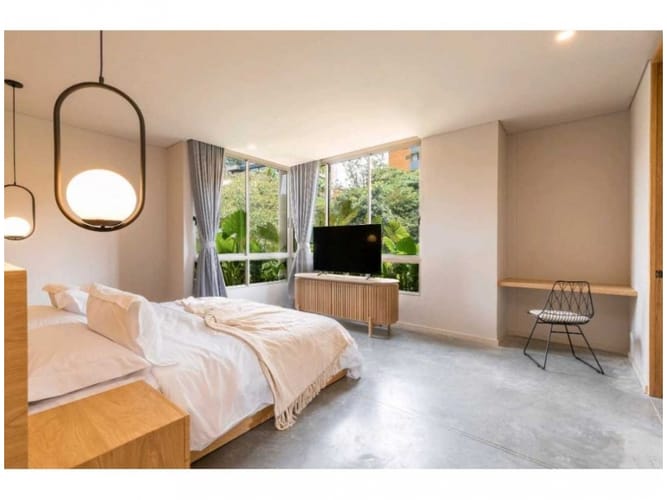 Apartamento de 2 alcobas en venta en El Poblado, Medellín, 185 m² · foto 8 de 12