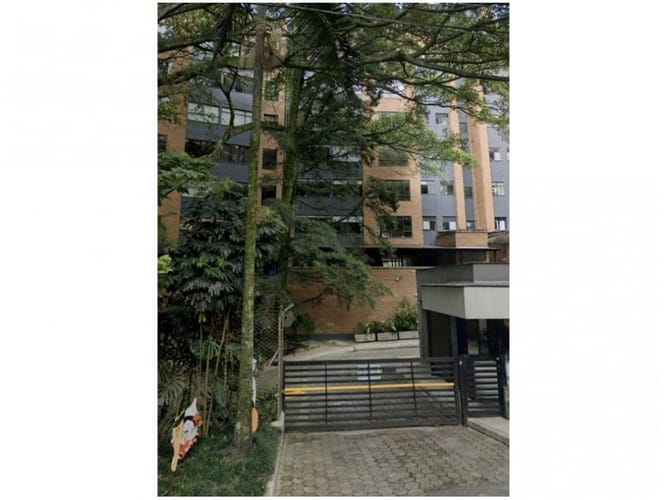 Apartamento de 3 alcobas en venta en La Florida, Medellín, 140 m² · foto 14 de 14
