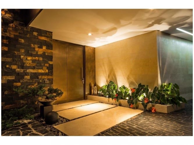 Casa de 4 alcobas en venta en El Poblado, Medellín, 738 m² · foto 14 de 14