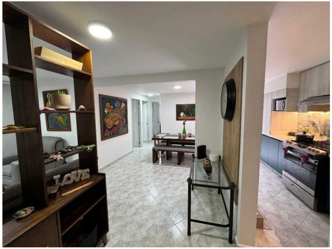 Apartamento de 3 alcobas en venta en El Poblado, Medellín, 98 m² · foto 9 de 16