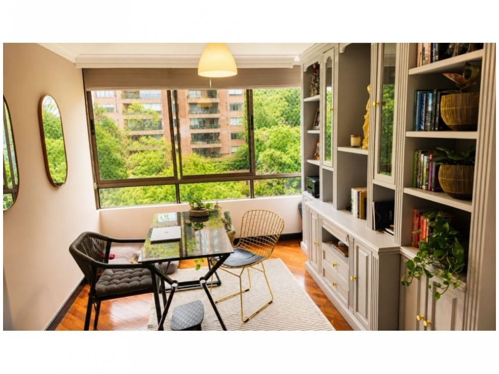 Apartamento en venta en El Poblado, Medellín · foto 3 de 11