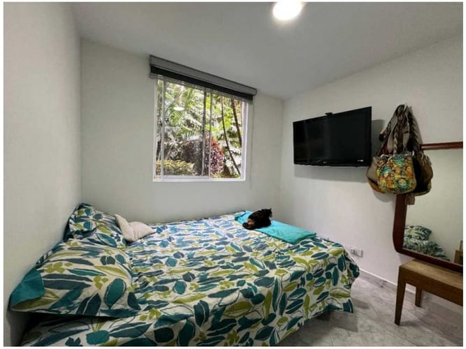 Apartamento de 3 alcobas en venta en El Poblado, Medellín, 98 m² · foto 15 de 16