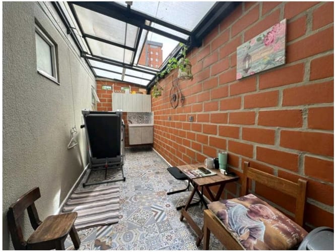 Apartamento de 3 alcobas en venta en El Poblado, Medellín, 98 m² · foto 16 de 16