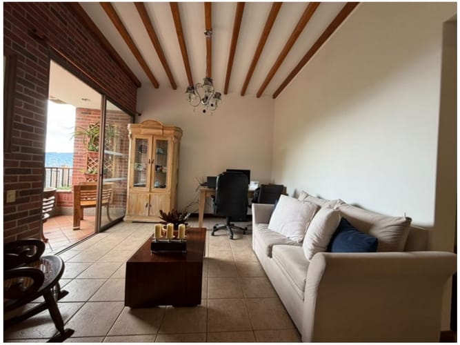 Casa de 4 alcobas en venta en El Poblado, Medellín, 350 m² · foto 7 de 24