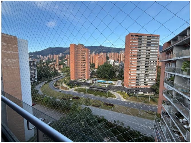 Apartamento de 3 alcobas en venta en El Poblado, Medellín, 112 m² · foto 13 de 13