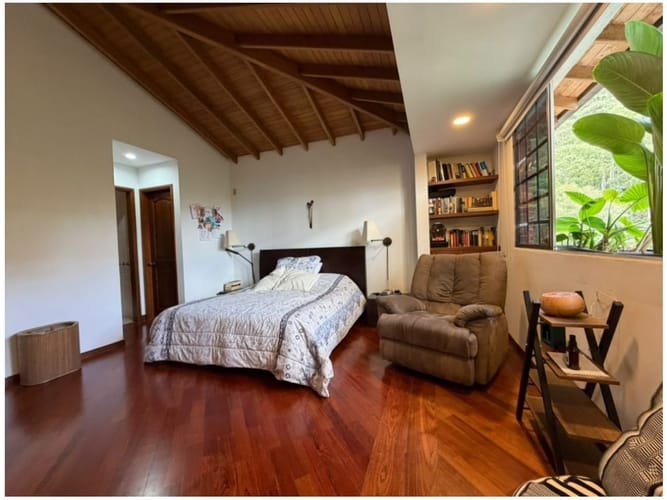 Casa de 4 alcobas en venta en El Poblado, Medellín, 350 m² · foto 24 de 24