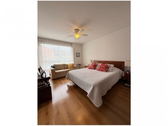 Apartamento de 3 alcobas en venta en La Florida, Medellín, 140 m² · foto 11 de 18