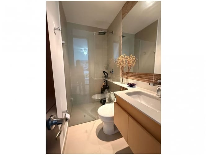Apartamento de 3 alcobas en venta en La Florida, Medellín, 140 m² · foto 16 de 18