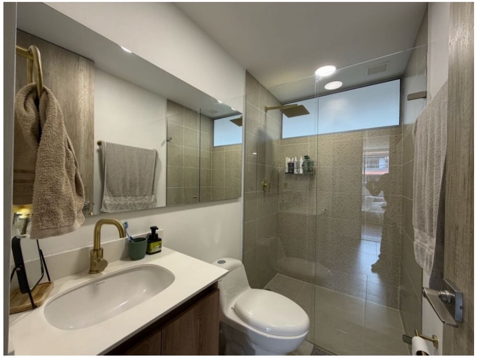 Apartamento en venta en El Poblado, Medellín · foto 10 de 15