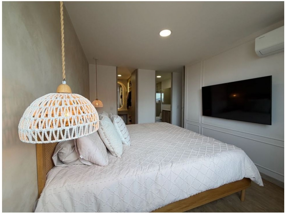 Apartamento en venta en El Poblado, Medellín · foto 12 de 15