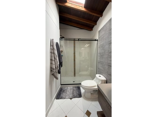 Apartamento de 5 alcobas en venta en Aves Maria, Sabaneta, 236 m² · foto 11 de 24