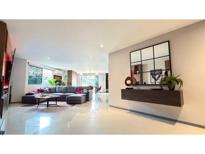Apartamento de 5 alcobas en venta en Aves Maria, Sabaneta, 236 m² · foto 16 de 24