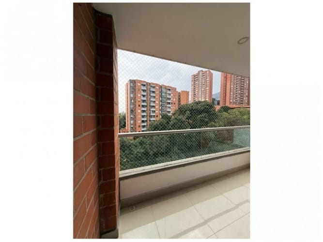 Apartamento de 3 alcobas en venta en Cumbres, Envigado, 104 m² · foto 7 de 17