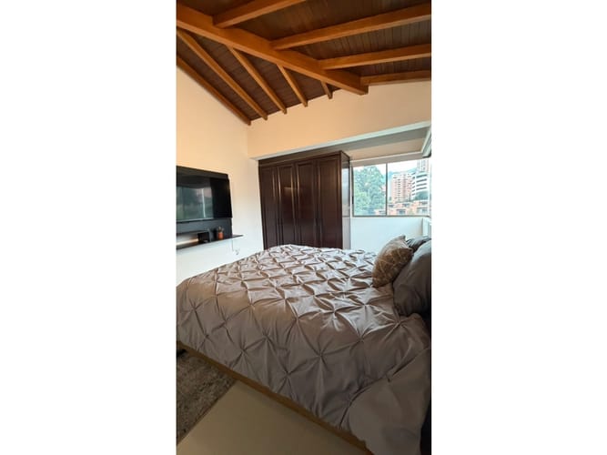 Apartamento de 5 alcobas en venta en Aves Maria, Sabaneta, 236 m² · foto 23 de 24