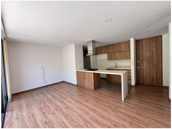 Apartamento de 2 alcobas en venta en Las Antillas, Envigado, 65 m² · foto 3 de 13