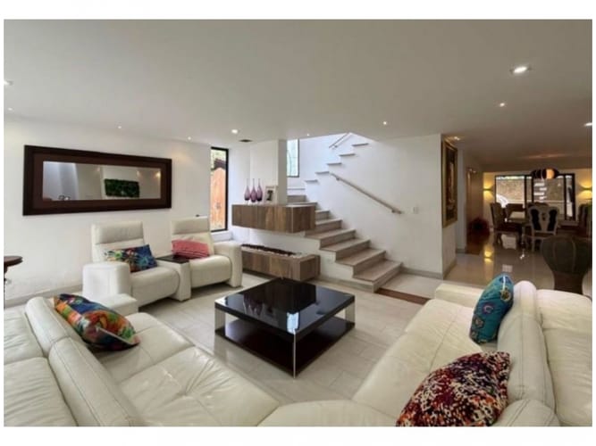 Casa de 5 alcobas en venta en El Poblado, Medellín, 643 m² · foto 5 de 24
