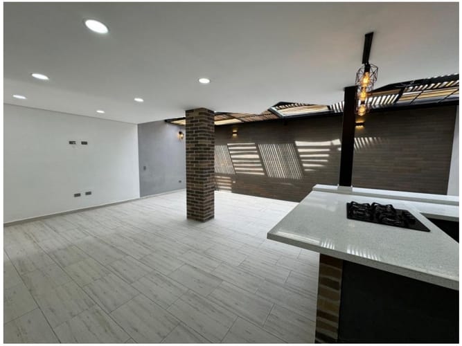 Casa de 3 alcobas en venta en La Ceja, 157 m² · foto 3 de 24