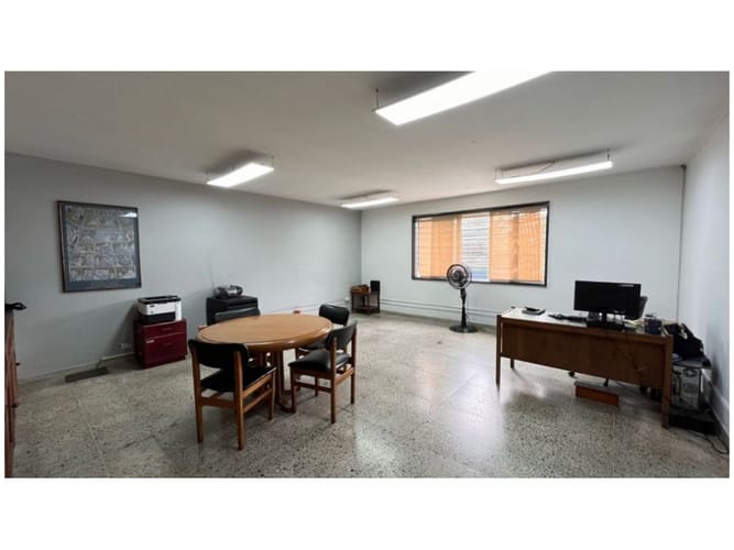 Bodega en venta en Las Mercedes, Itagüí, 2000 m² · foto 21 de 24