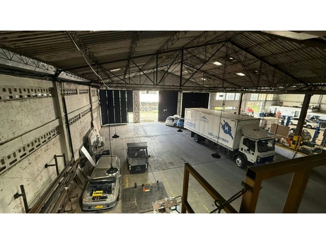 Bodega en venta en La Tablaza, La Estrella, 1823 m² · foto 2 de 2