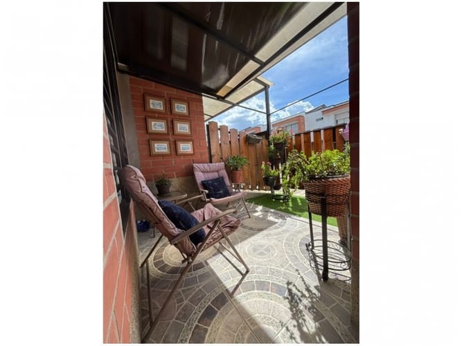 Casa de 3 alcobas en venta en La Ceja, 135 m² · foto 2 de 12